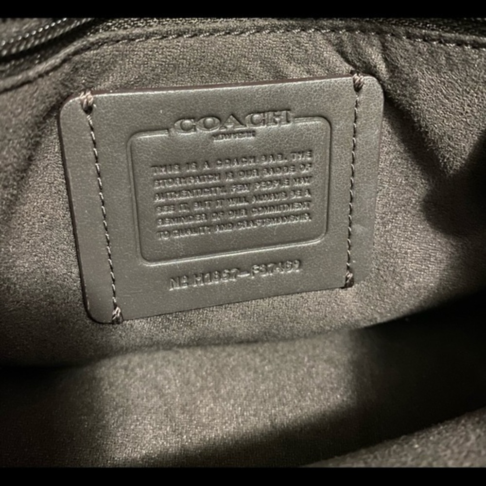 Coach Crossbody 👛 - Picture 6 of 6